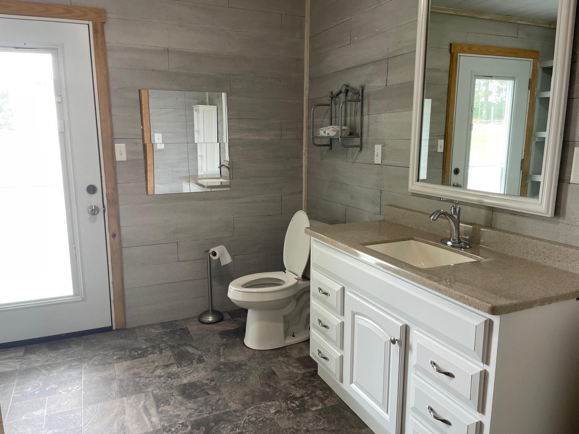 Bryant, Alabama 35958, United States, 1 Bedroom Bedrooms, ,1 BathroomBathrooms,Residential,Active,247517