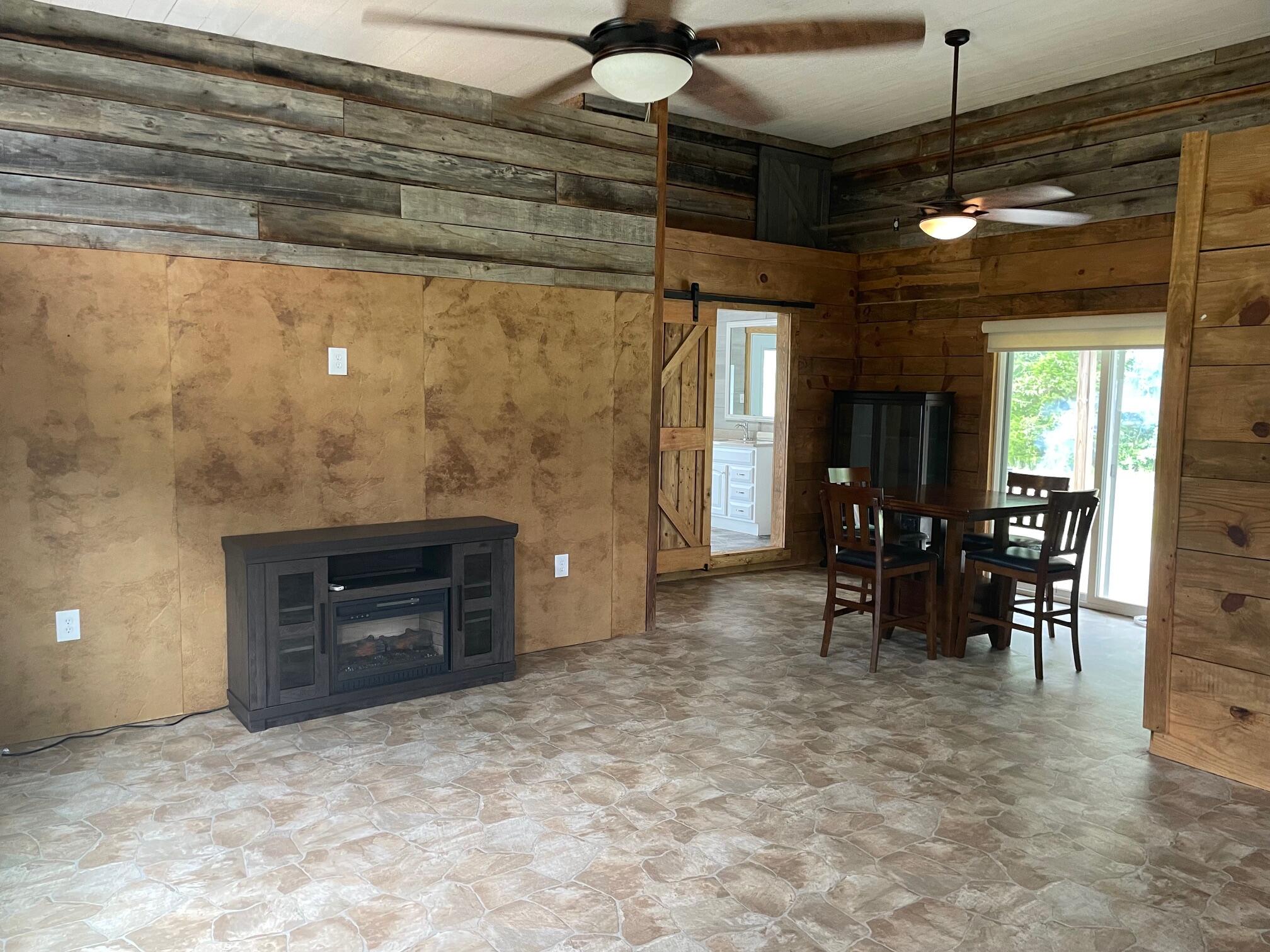 Bryant, Alabama 35958, United States, 1 Bedroom Bedrooms, ,1 BathroomBathrooms,Residential,Active,247517