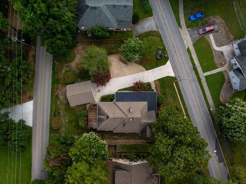 Tiny photo for 779 James Boulevard, Signal Mountain, TN 37377 (MLS # 1517844)