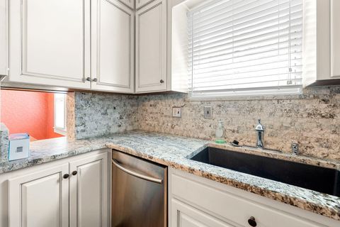 Tiny photo for 779 James Boulevard, Signal Mountain, TN 37377 (MLS # 1517844)