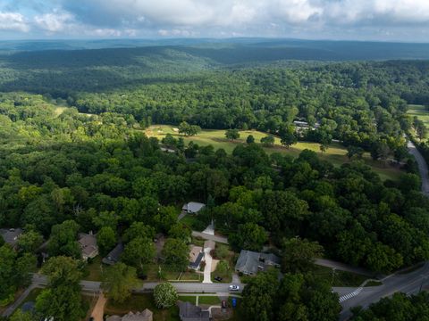 Tiny photo for 779 James Boulevard, Signal Mountain, TN 37377 (MLS # 1517844)