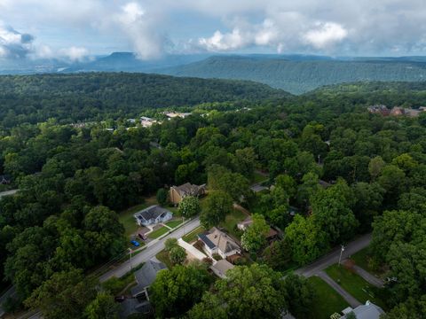 Tiny photo for 779 James Boulevard, Signal Mountain, TN 37377 (MLS # 1517844)