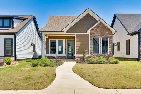 Photo of 184 Idle Pl Circle, Rossville, GA 30741 (MLS # 1533628)
