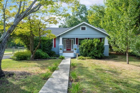 Homes For Sale - 211 Brookfield Avenue<br/> Chattanooga, TN 37411