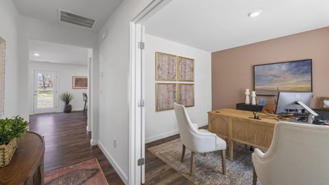 Tiny photo for 607 Fox Den Circle, Dalton, GA 30721 (MLS # 1526798)