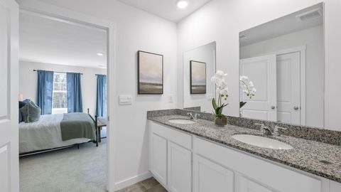 Tiny photo for 607 Fox Den Circle, Dalton, GA 30721 (MLS # 1526798)