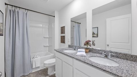 Tiny photo for 607 Fox Den Circle, Dalton, GA 30721 (MLS # 1526798)