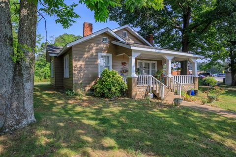 Homes For Sale - 10895 Commerce Street<br/> Chattooga County, Summerville, GA 30747