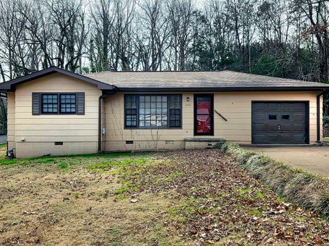 Photo of 255 Canary Avenue, Trenton, GA 30752 (MLS # 1527289)