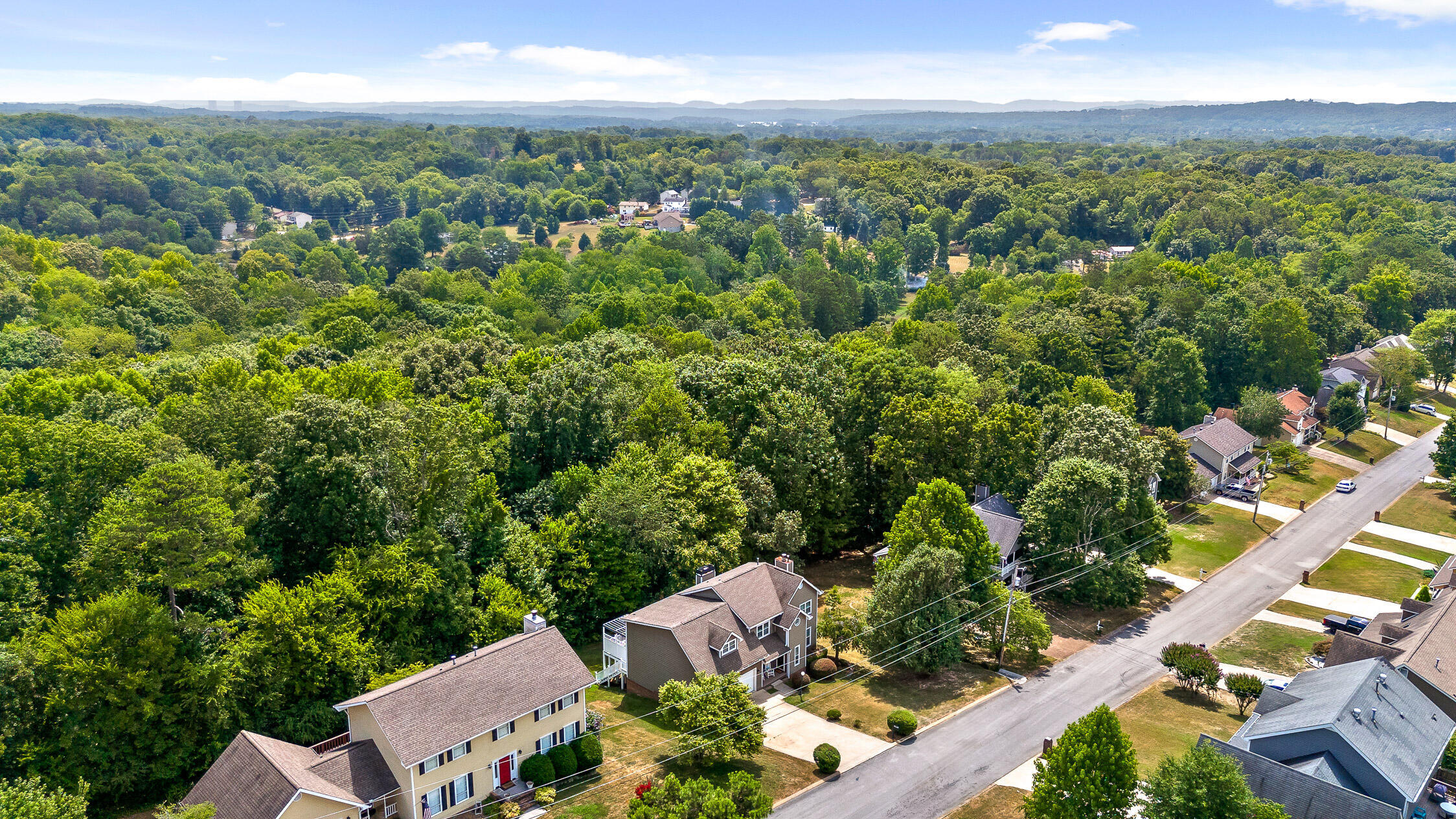 8014 Woodstone Drive, Hixson, Tennessee image 43