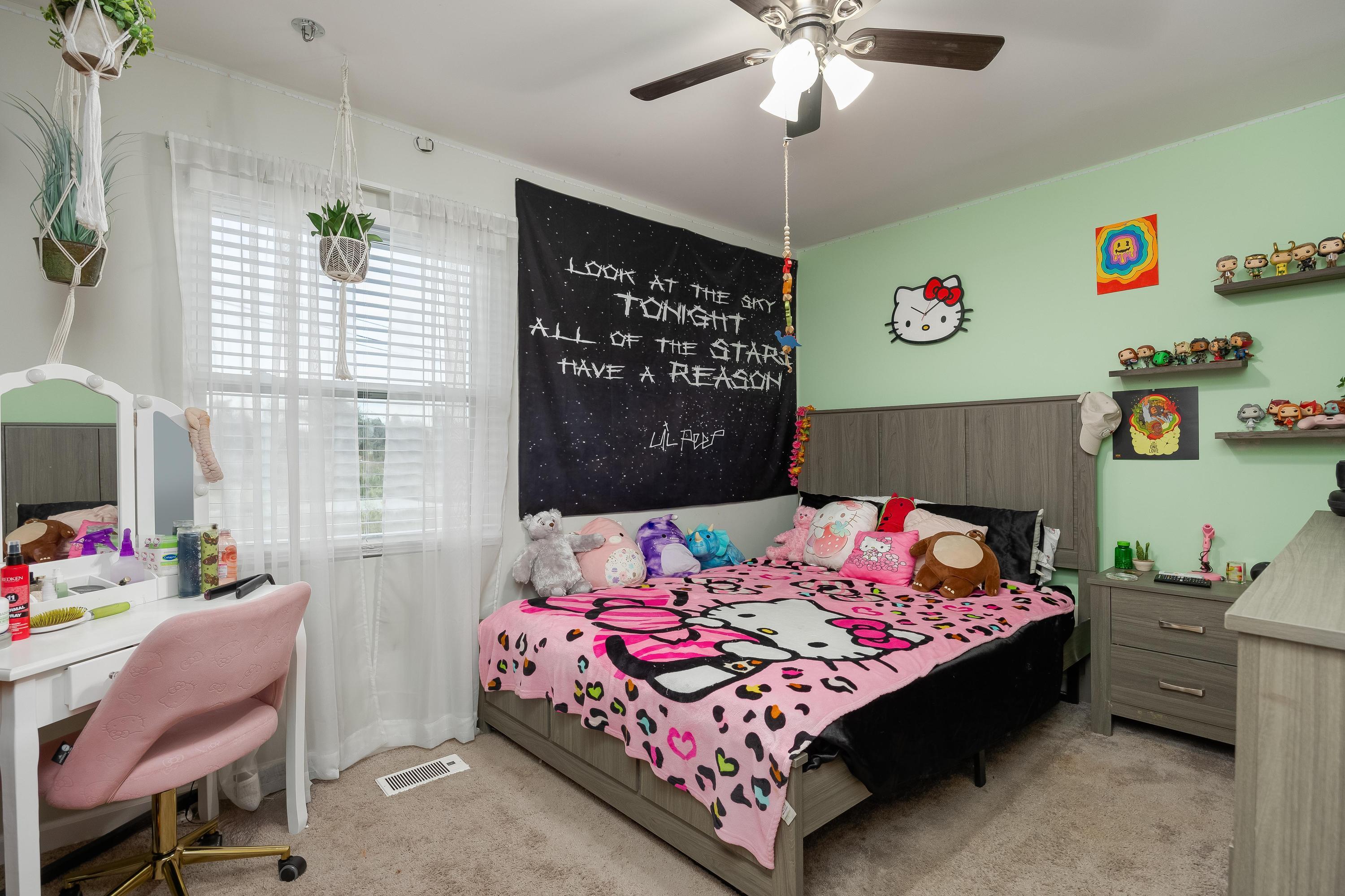 Chattanooga, Tennessee 37421, United States, 4 Bedrooms Bedrooms, ,3 BathroomsBathrooms,Residential,Contingent,40385