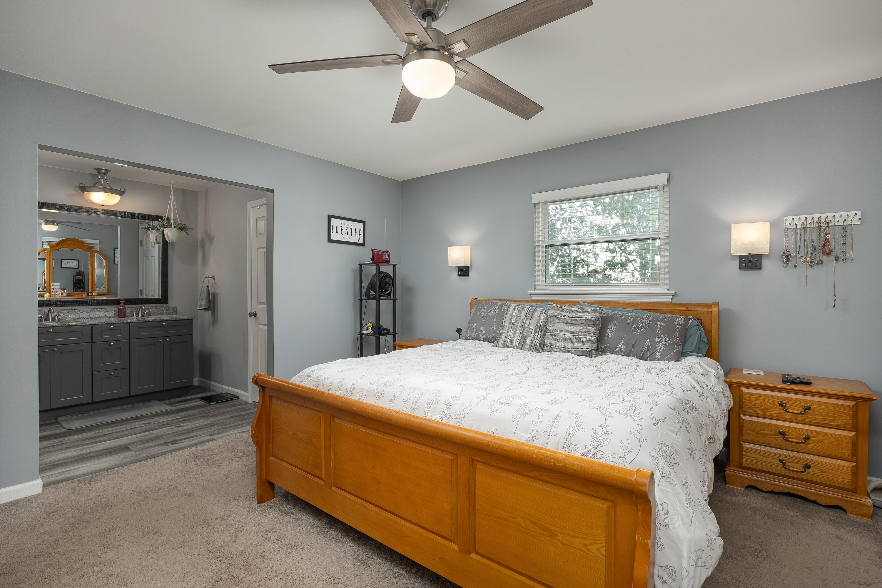 Chattanooga, Tennessee 37421, United States, 4 Bedrooms Bedrooms, ,3 BathroomsBathrooms,Residential,Contingent,40385