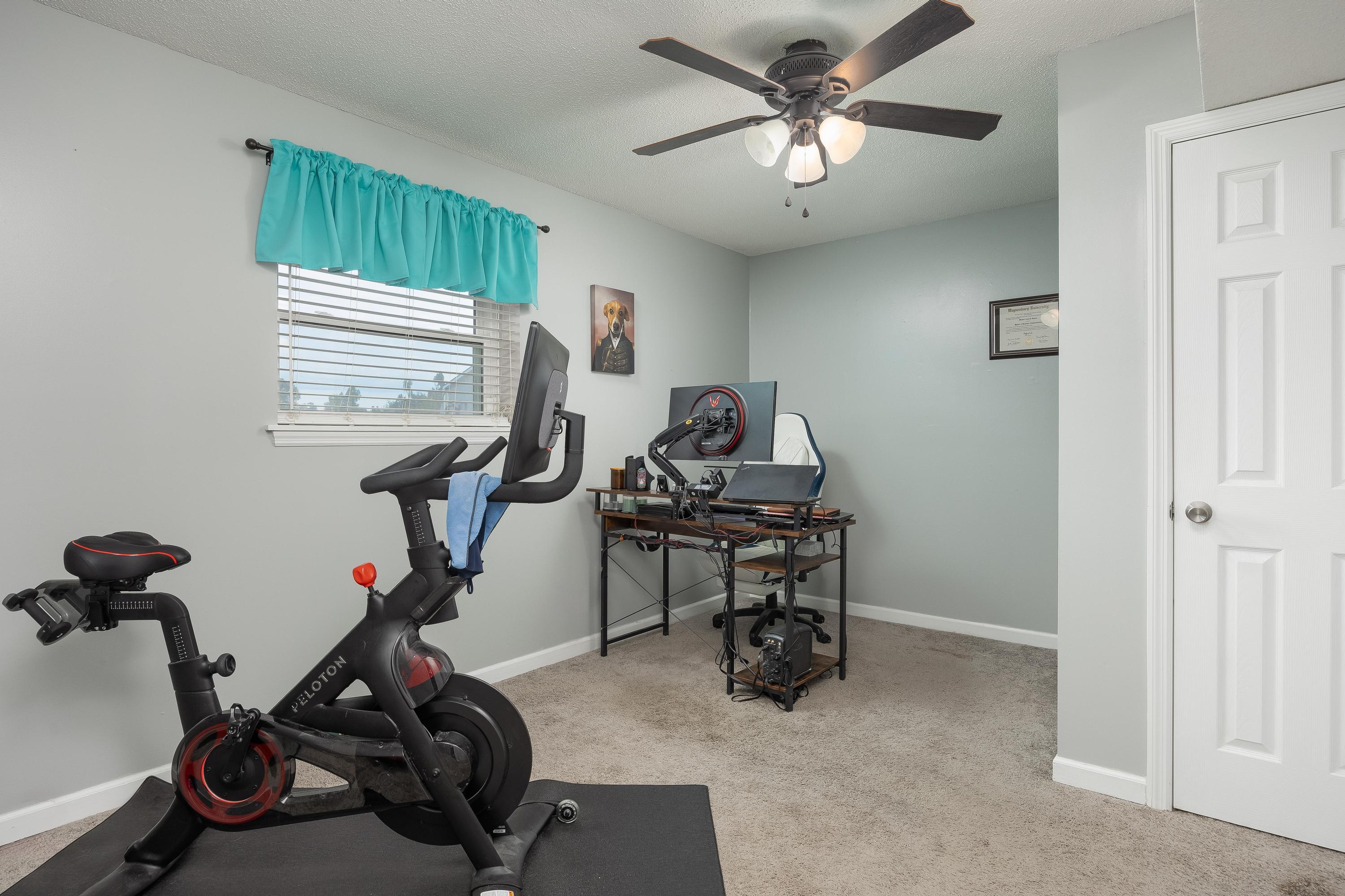 Chattanooga, Tennessee 37421, United States, 4 Bedrooms Bedrooms, ,3 BathroomsBathrooms,Residential,Contingent,40385