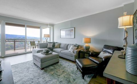 Photo of 1131 Stringers Ridge Road, Chattanooga, TN 37405 (MLS # 1530795)