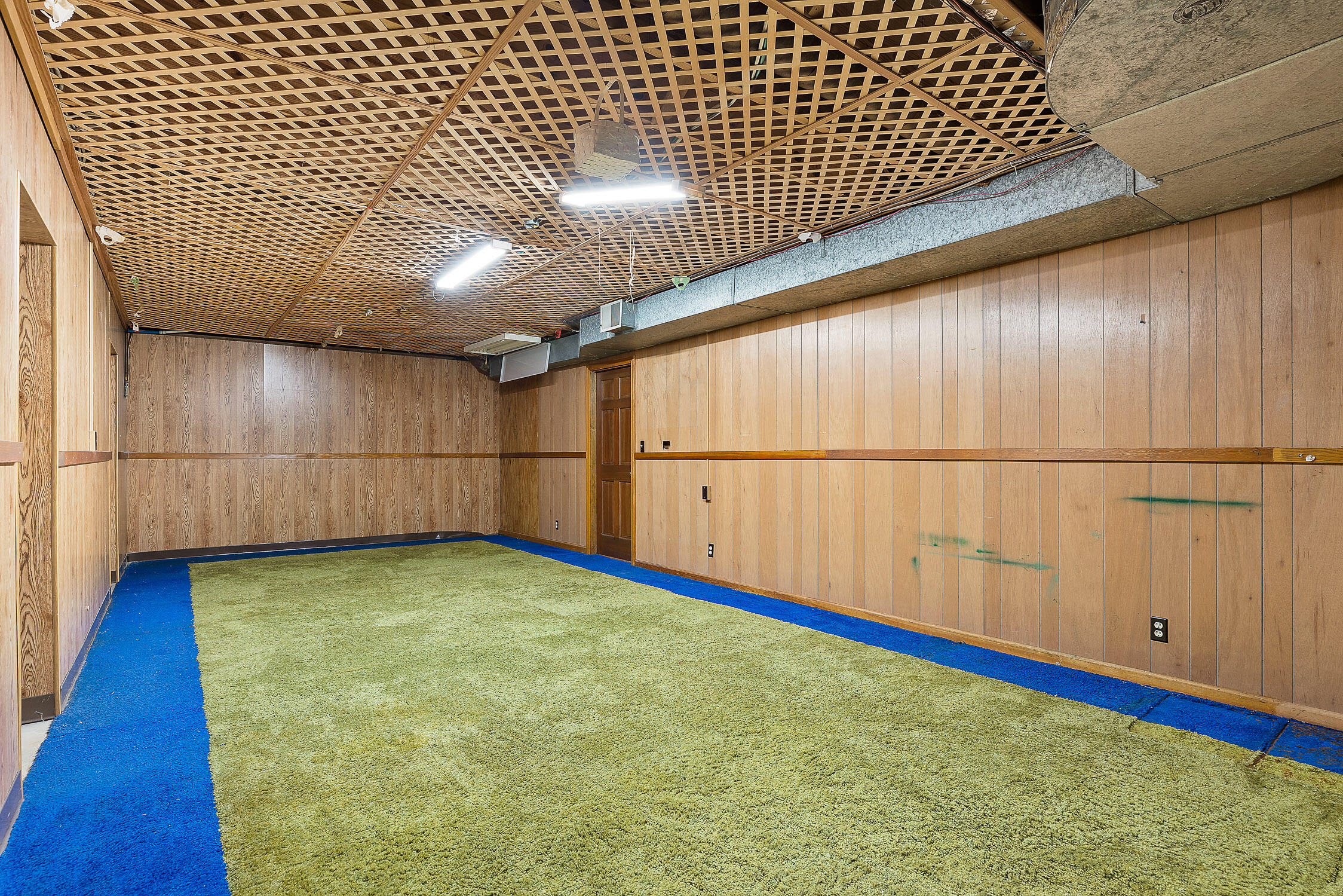 Chattanooga, Tennessee 37421, United States, 6 Bedrooms Bedrooms, ,3 BathroomsBathrooms,Residential,Contingent,37040