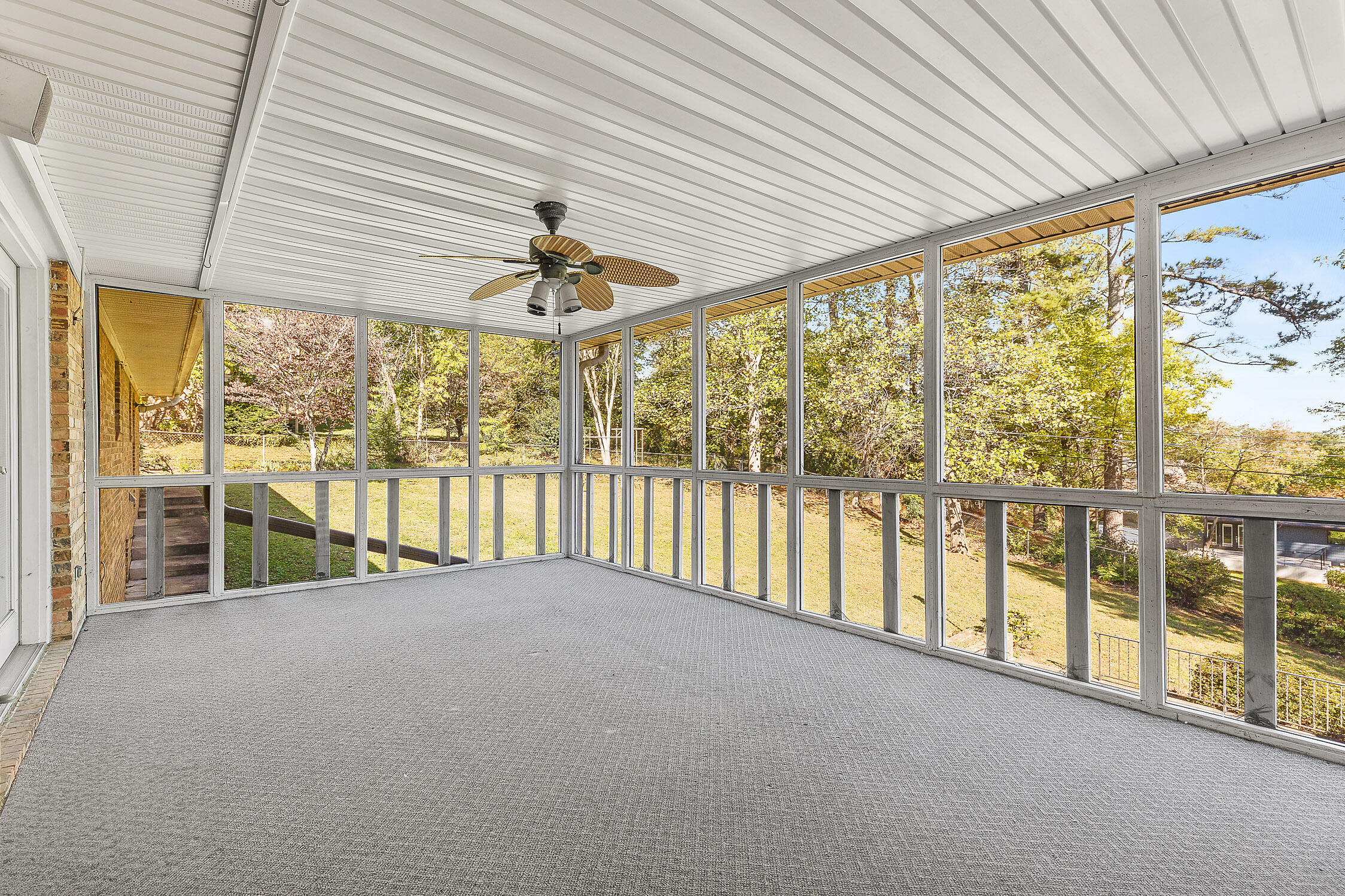 Chattanooga, Tennessee 37421, United States, 6 Bedrooms Bedrooms, ,3 BathroomsBathrooms,Residential,Contingent,37040