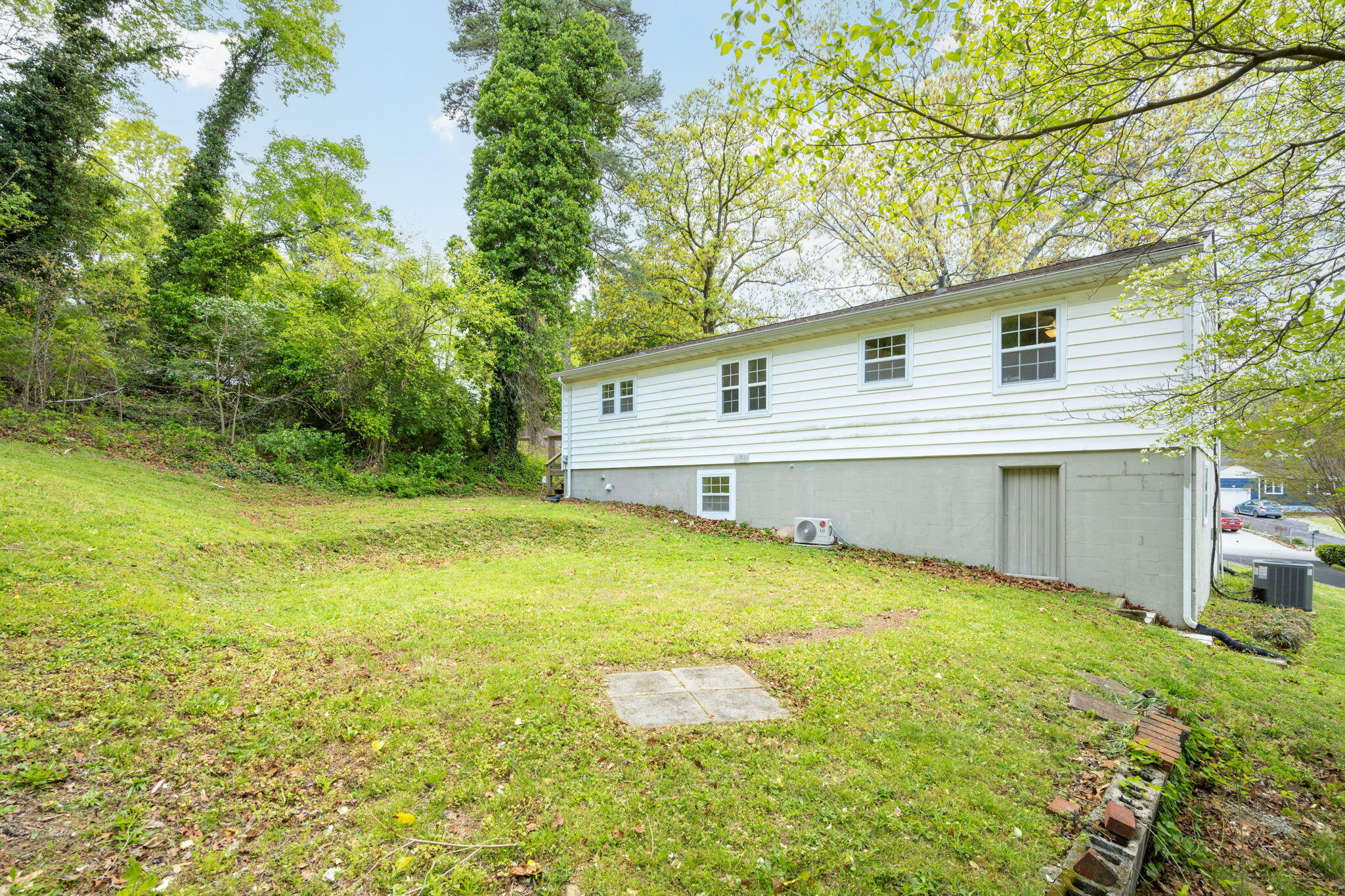 3671 Larry Lane, Chattanooga, Tennessee image 3