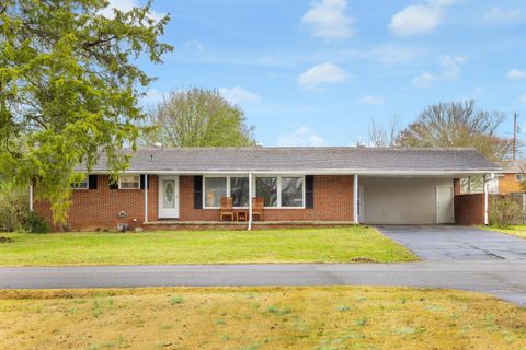 Photo of 6116 Nottingham Drive, Chattanooga, TN 37412 (MLS # 1524945)