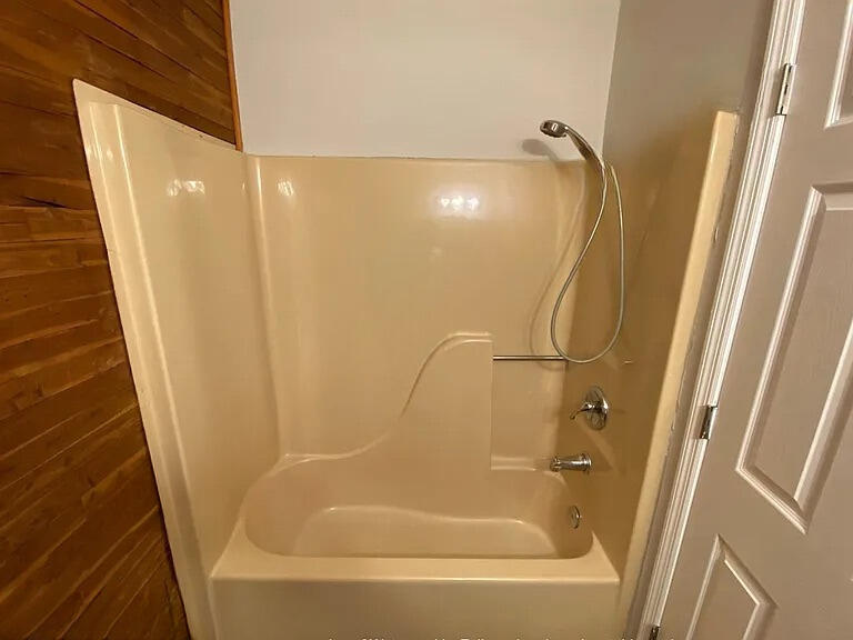 Chattanooga, Tennessee 37411, United States, 3 Bedrooms Bedrooms, ,2 BathroomsBathrooms,Residential,Active,150871