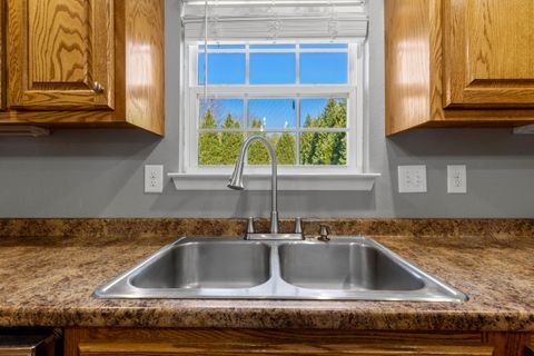 Tiny photo for 155 Dogwood Ln, Spring City, TN 37381 (MLS # 1527029)