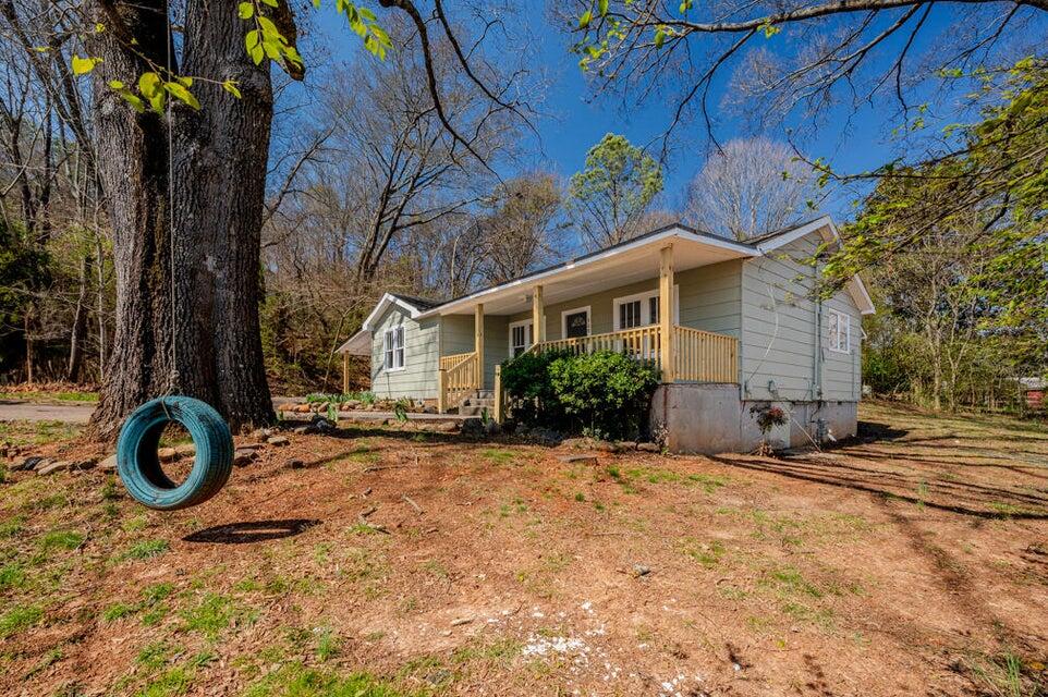908 Gilbert Lane