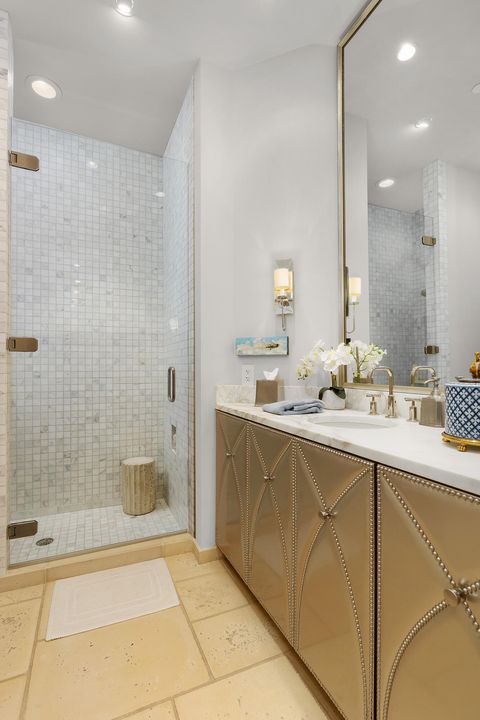 Tiny photo for 554 Whitehall Road, Chattanooga, TN 37405 (MLS # 1522582)