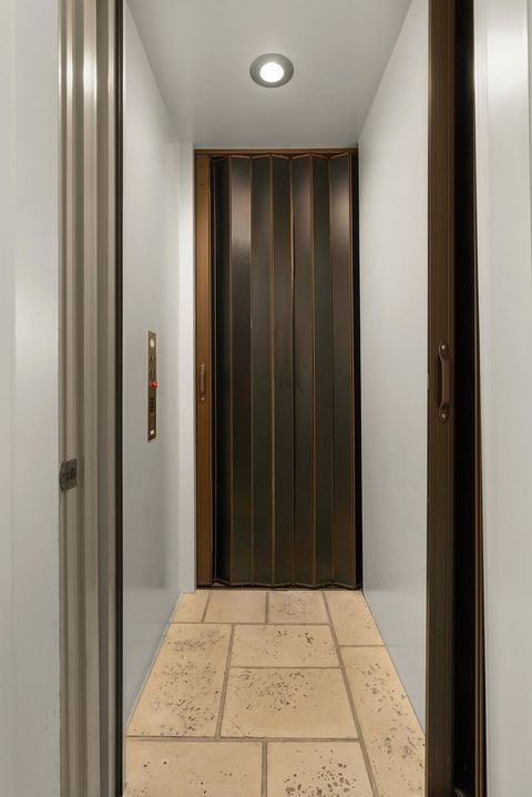 Tiny photo for 554 Whitehall Road, Chattanooga, TN 37405 (MLS # 1522582)