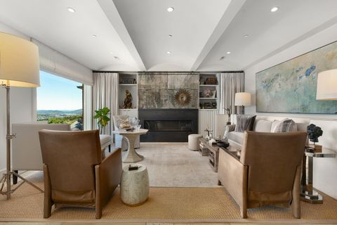 Tiny photo for 554 Whitehall Road, Chattanooga, TN 37405 (MLS # 1522582)