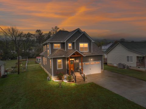 Photo of 1011 Browns Ferry Road, Chattanooga, TN 37419 (MLS # 1530117)