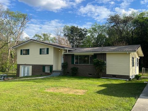 86 Rosewood Drive Trenton GA 30752