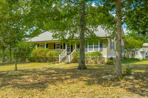 Homes For Sale - 380 Camp Road<br/> Chickamauga, GA 30707