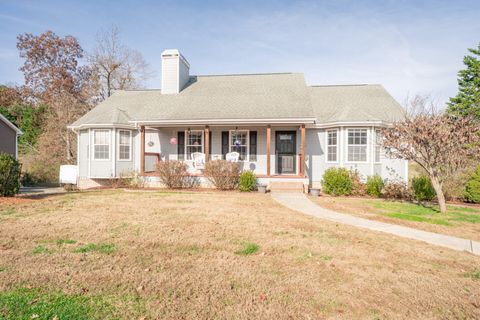 Photo of 9847 Autumn Glen Drive, Soddy Daisy, TN 37379 (MLS # 1524729)