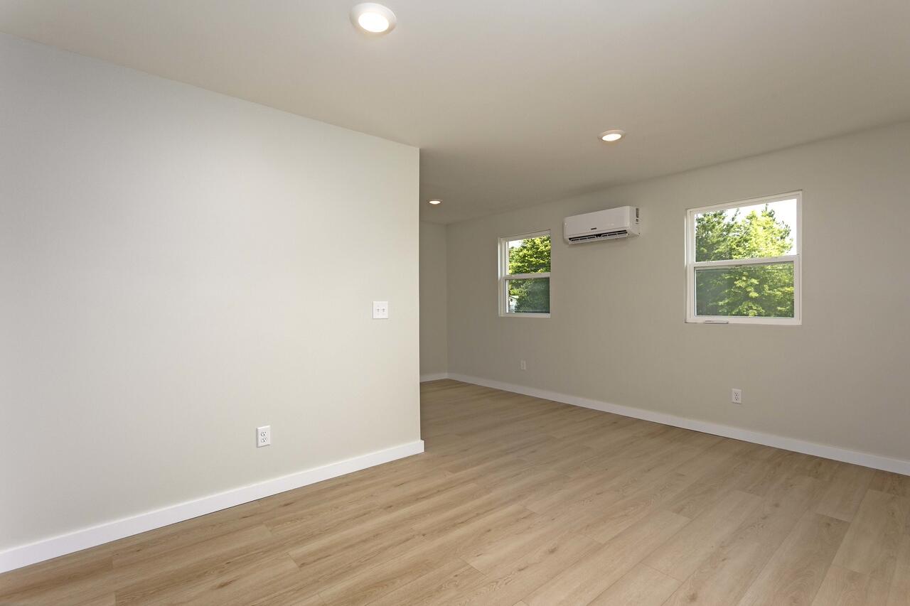 2080 &2090 Benton Pike NE
