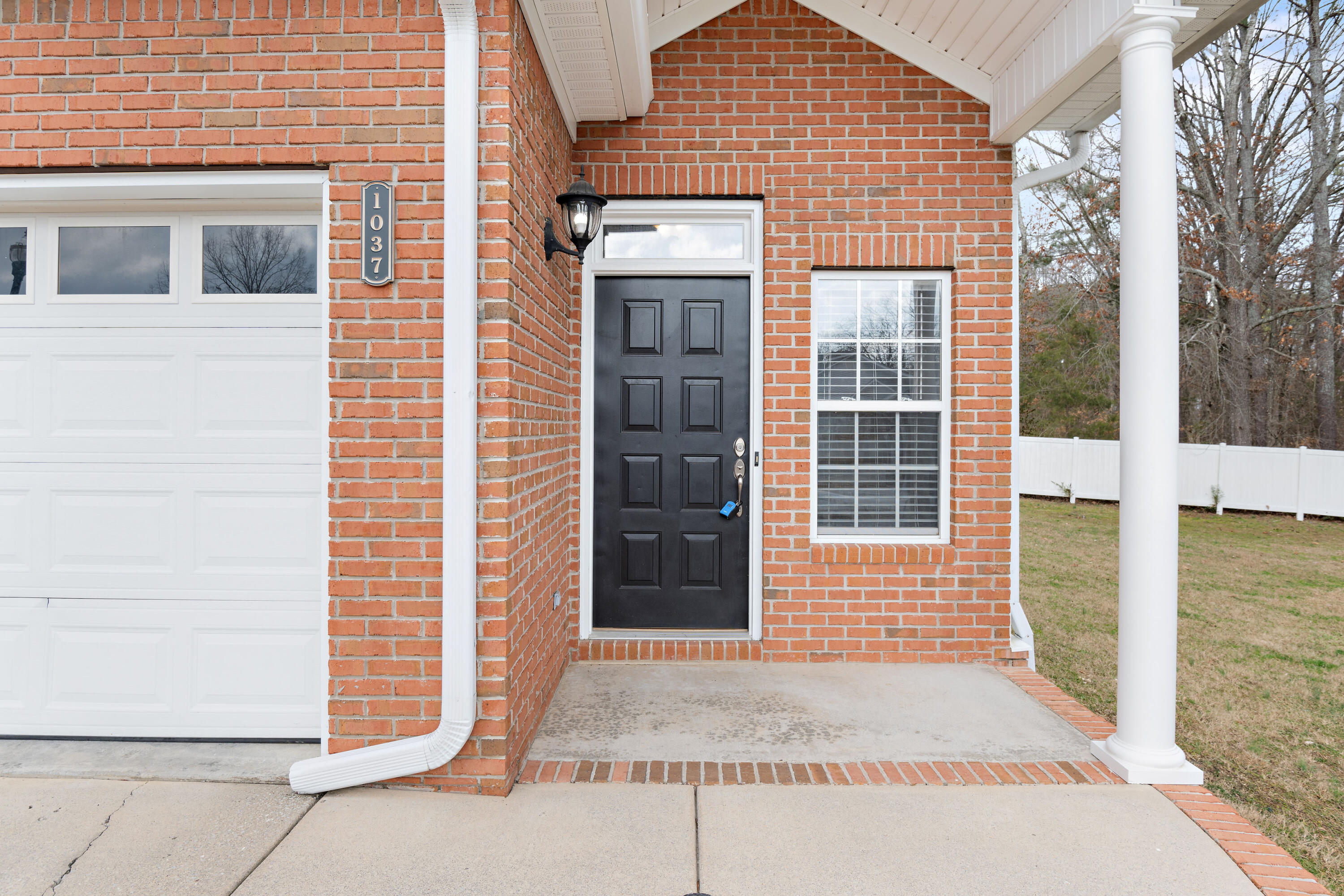 1037 Grey Oaks Lane, Chattanooga, Tennessee image 2