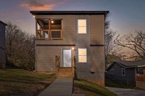 Photo of 3903 Meadow Lane, Chattanooga, TN 37406 (MLS # 1534622)
