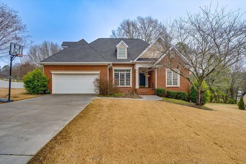 Photo of 121 Oakhurst Terrace NE, Calhoun, GA 30701 (MLS # 1529446)