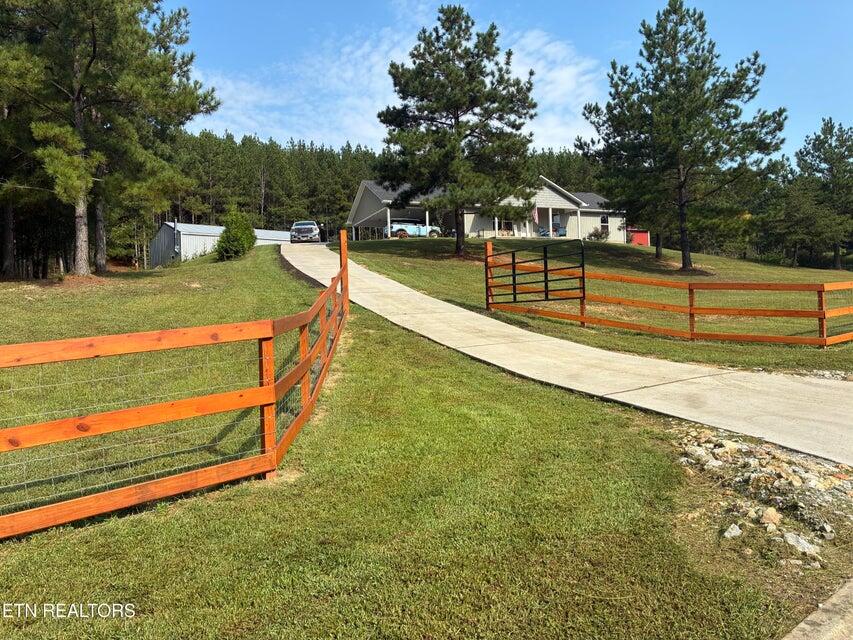 395 Sunny View Road