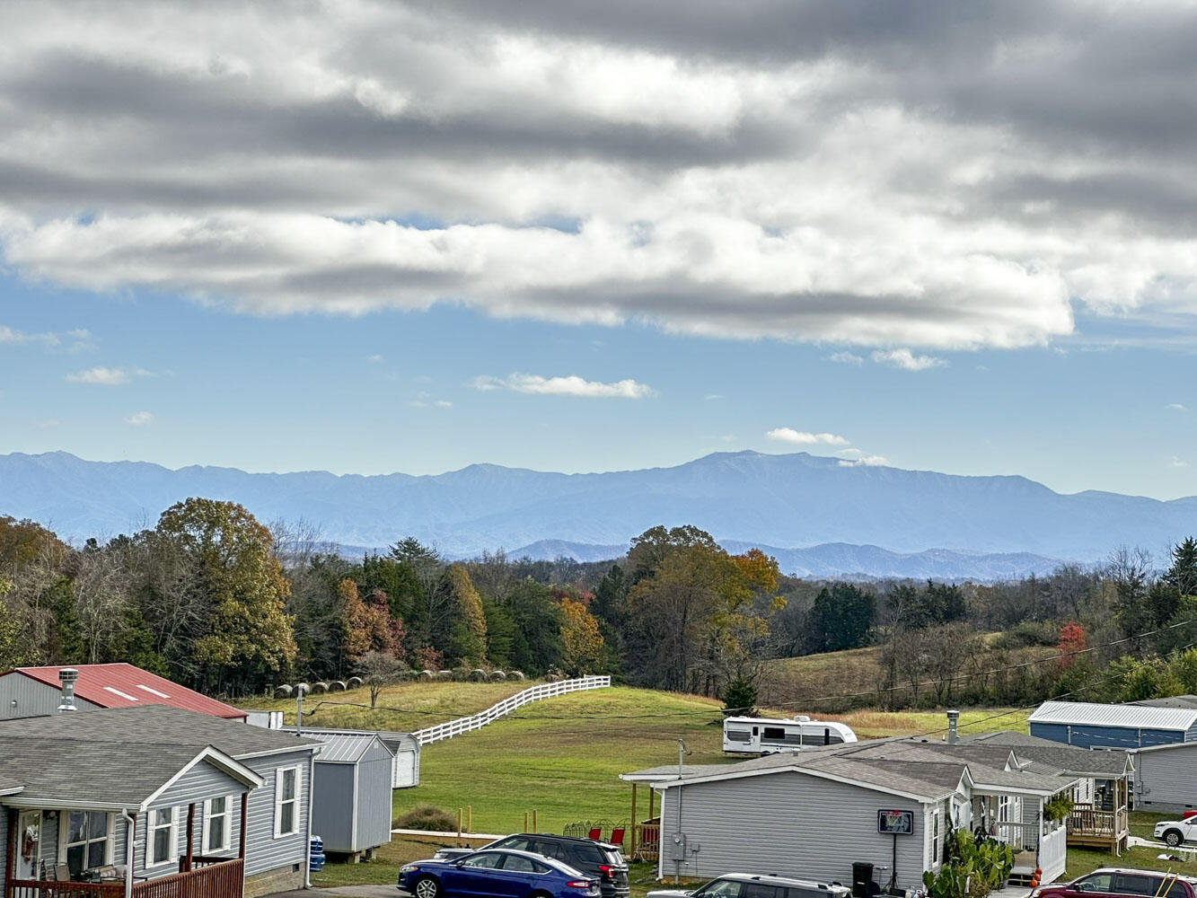 307 Bungalow Drive, Dandridge, Tennessee image 4