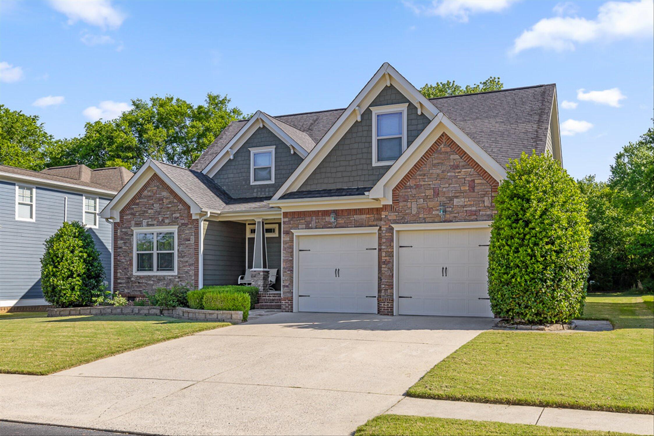 8217 Robertsview Drive
