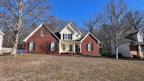 Homes For Sale - 7216 Goldenrod Court<br/> Ooltewah, TN 37363