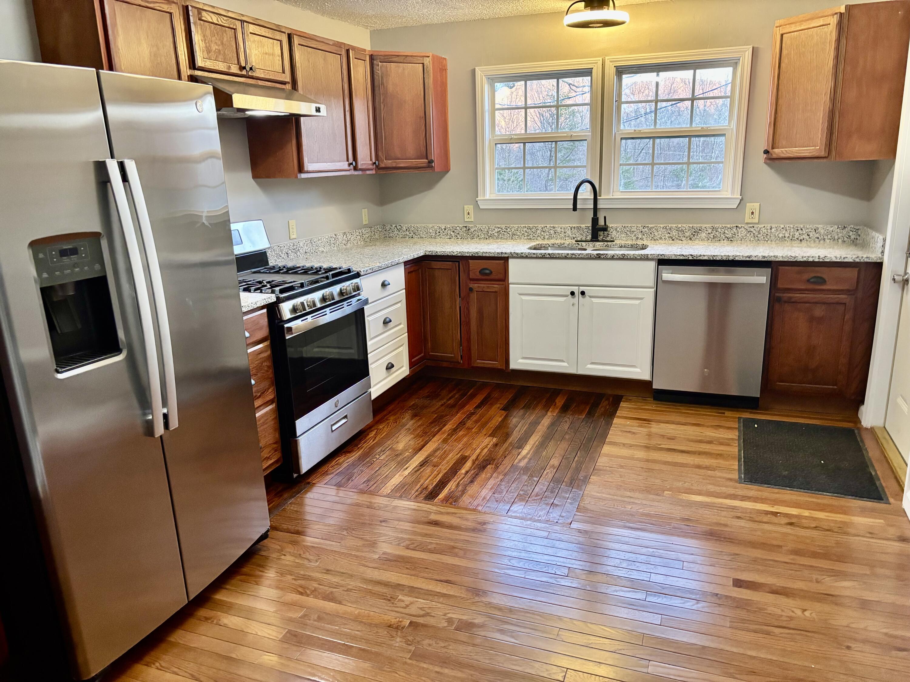 2727 Hudlow Loop Road, Dunlap, Tennessee image 2
