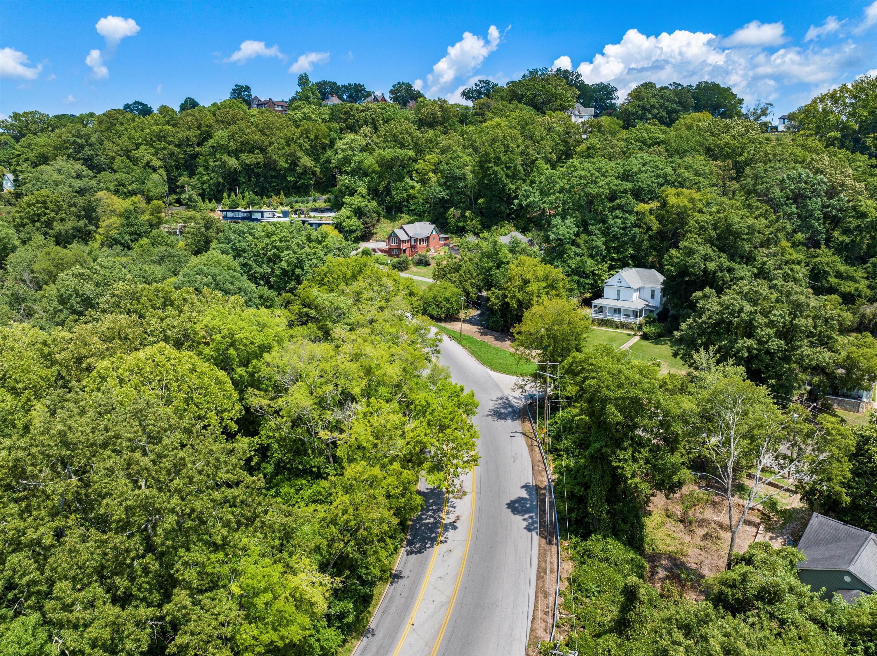 Oak Street, Chattanooga, Tennessee image 3