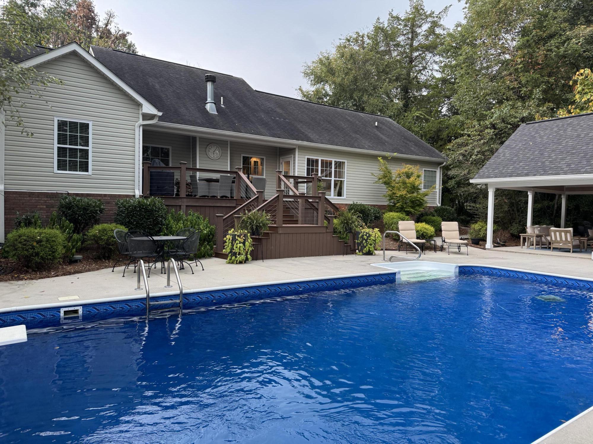 Trenton, Georgia 30752, United States, 4 Bedrooms Bedrooms, ,3 BathroomsBathrooms,Residential,Active,236050