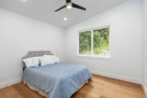 Tiny photo for 1012 Dartmouth Street, Chattanooga, TN 37405 (MLS # 1526074)