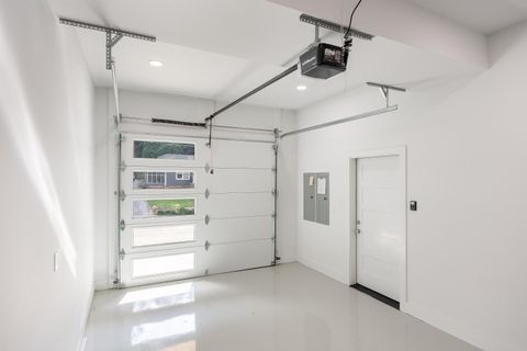 Tiny photo for 1012 Dartmouth Street, Chattanooga, TN 37405 (MLS # 1526074)