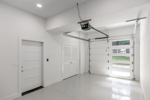 Tiny photo for 1012 Dartmouth Street, Chattanooga, TN 37405 (MLS # 1526074)