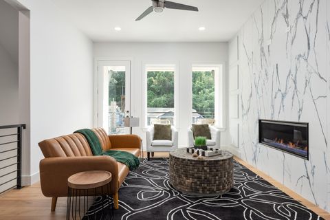 Tiny photo for 1012 Dartmouth Street, Chattanooga, TN 37405 (MLS # 1526074)