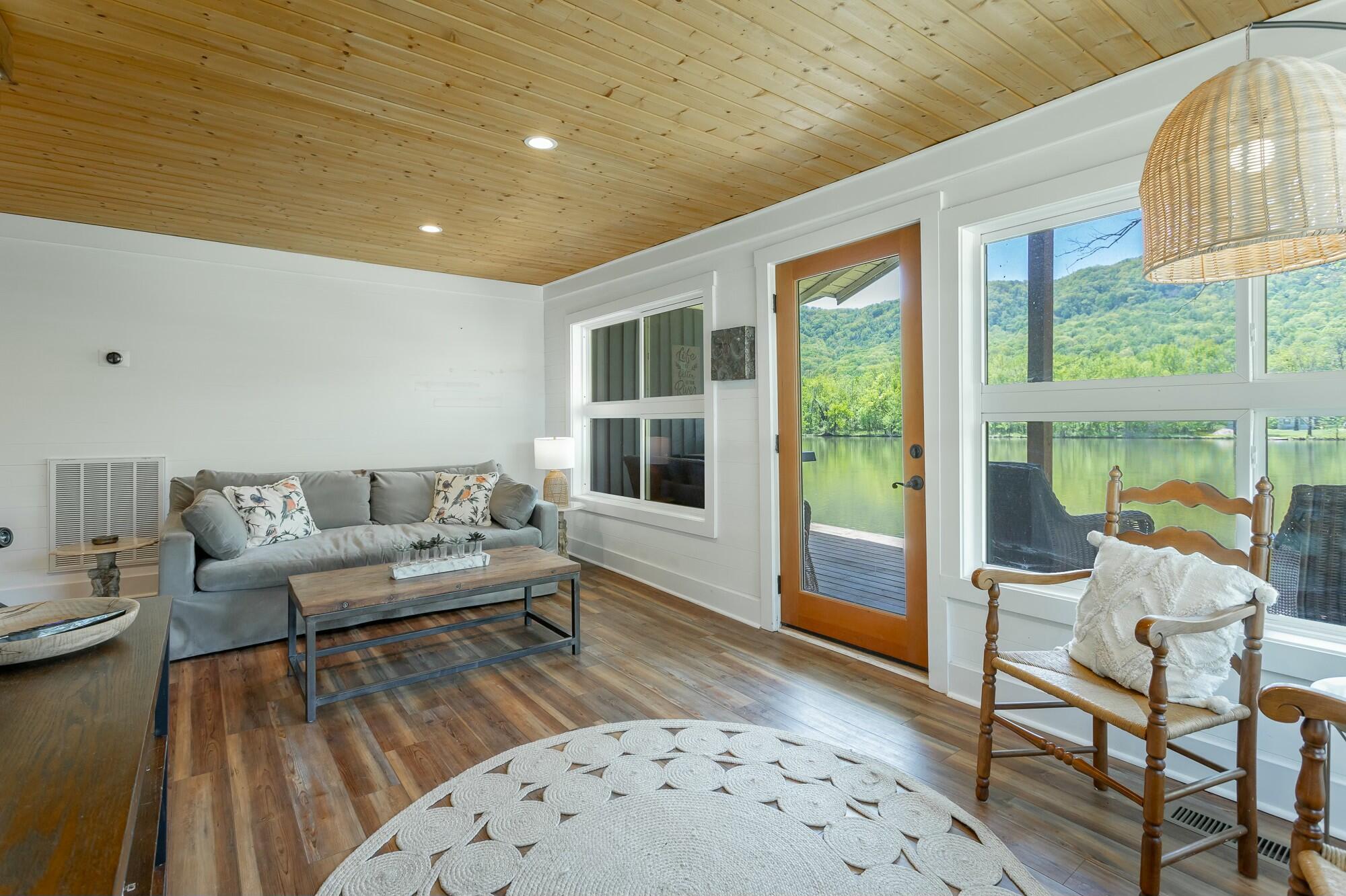 9794 Mullins Cove Road, Whitwell, Tennessee image 18