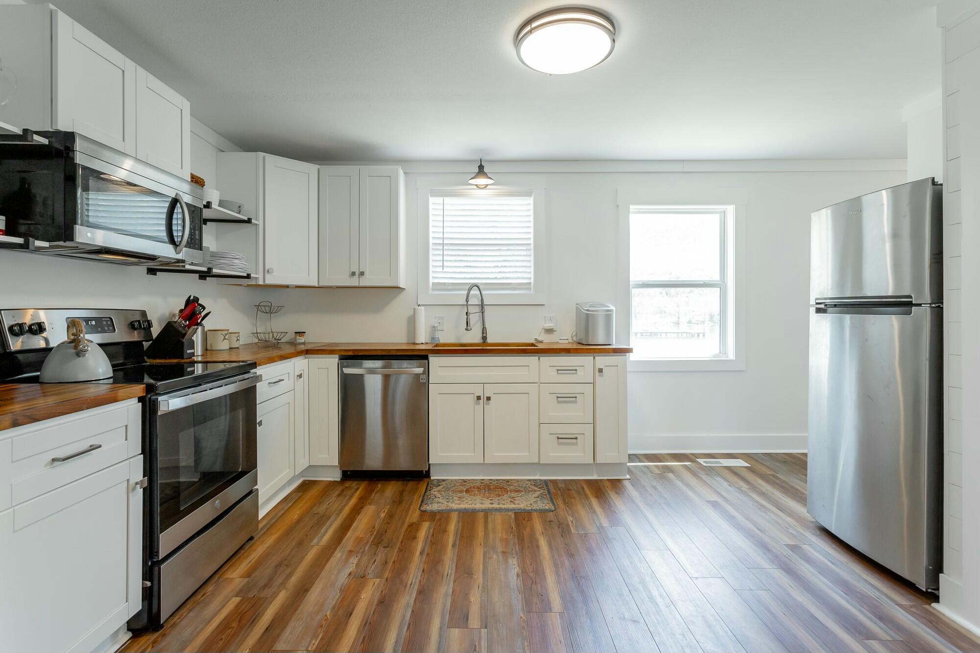 9794 Mullins Cove Road, Whitwell, Tennessee image 25
