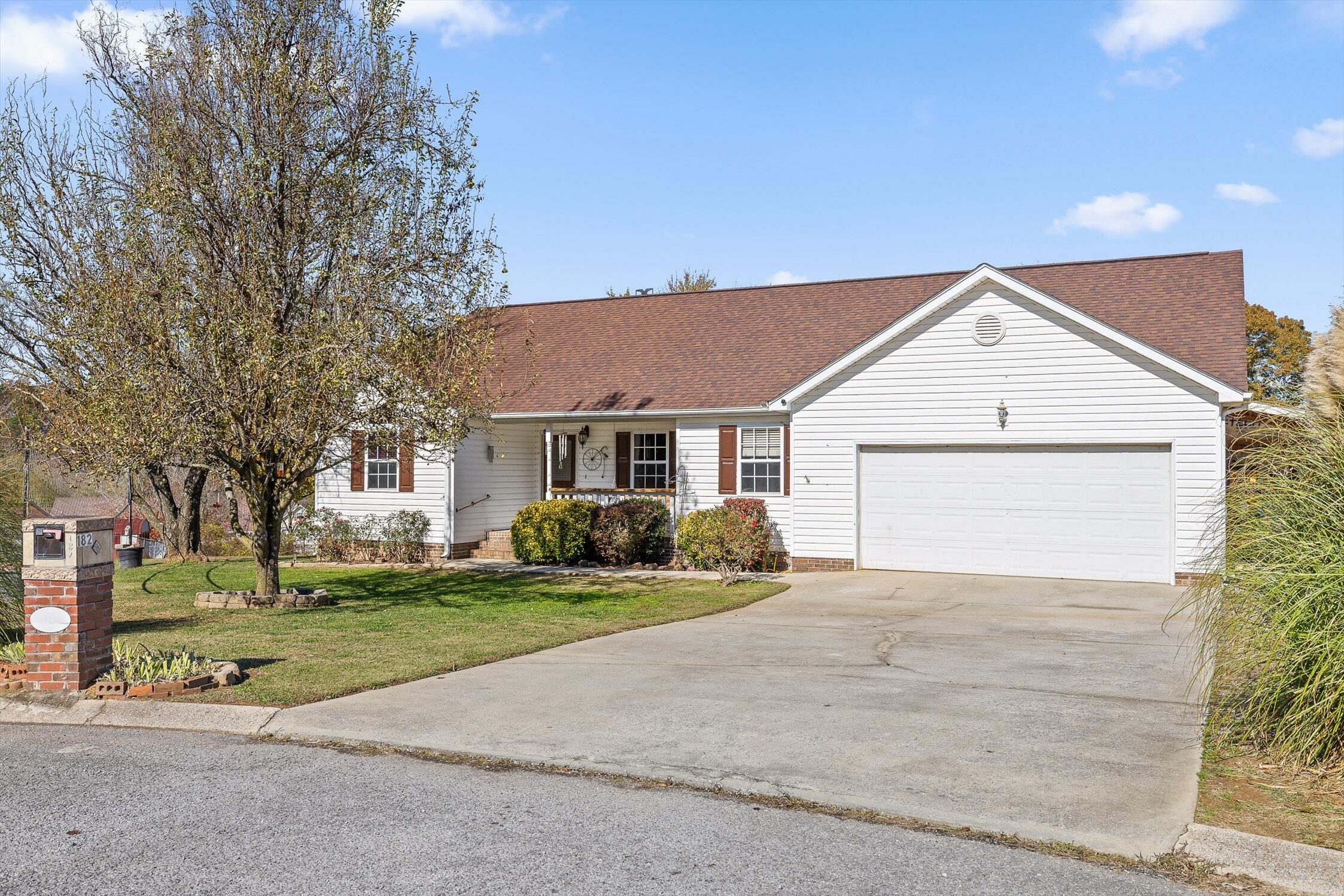 Rock Spring, Georgia 30739, United States, 3 Bedrooms Bedrooms, ,3 BathroomsBathrooms,Residential,Active,239864